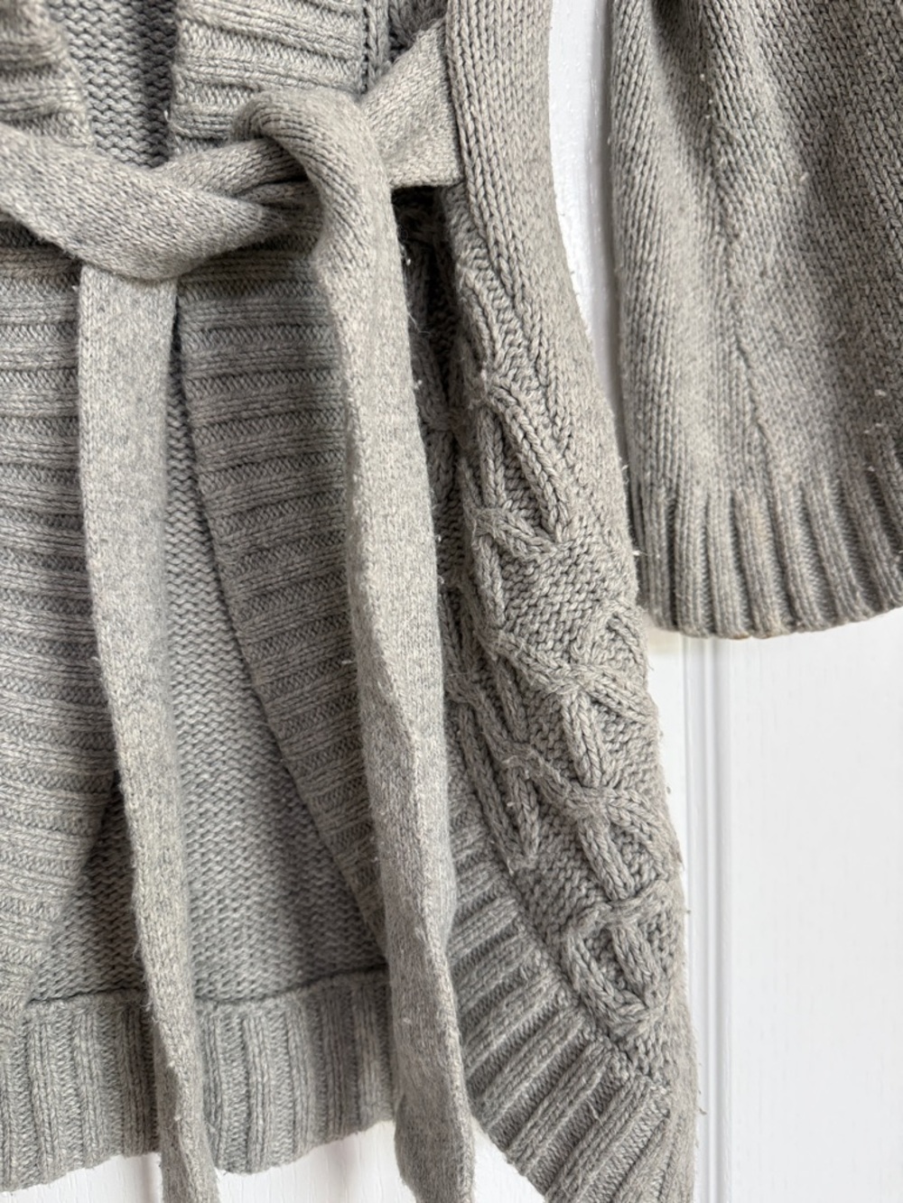 Beth Bowley Light Gray Cable-Knit Belted Cardigan - Picture 5 of 12